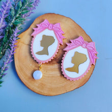 Load image into Gallery viewer, 'Diamond of the First Water' brooch - pink