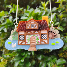 Load image into Gallery viewer, Tudor house necklace