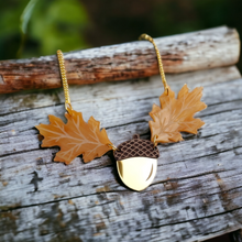 Load image into Gallery viewer, Oak Fall necklace - Muted Autumn