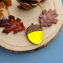 Load image into Gallery viewer, Oak Fall necklace - Vivid Autumn