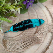 Load image into Gallery viewer, Jane Eyre Quote Quill brooch