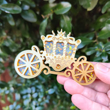 Load image into Gallery viewer, Golden State Carriage brooch