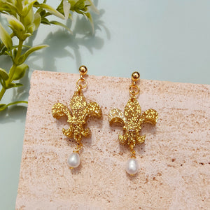 Fleur-de-lys earrings - gold