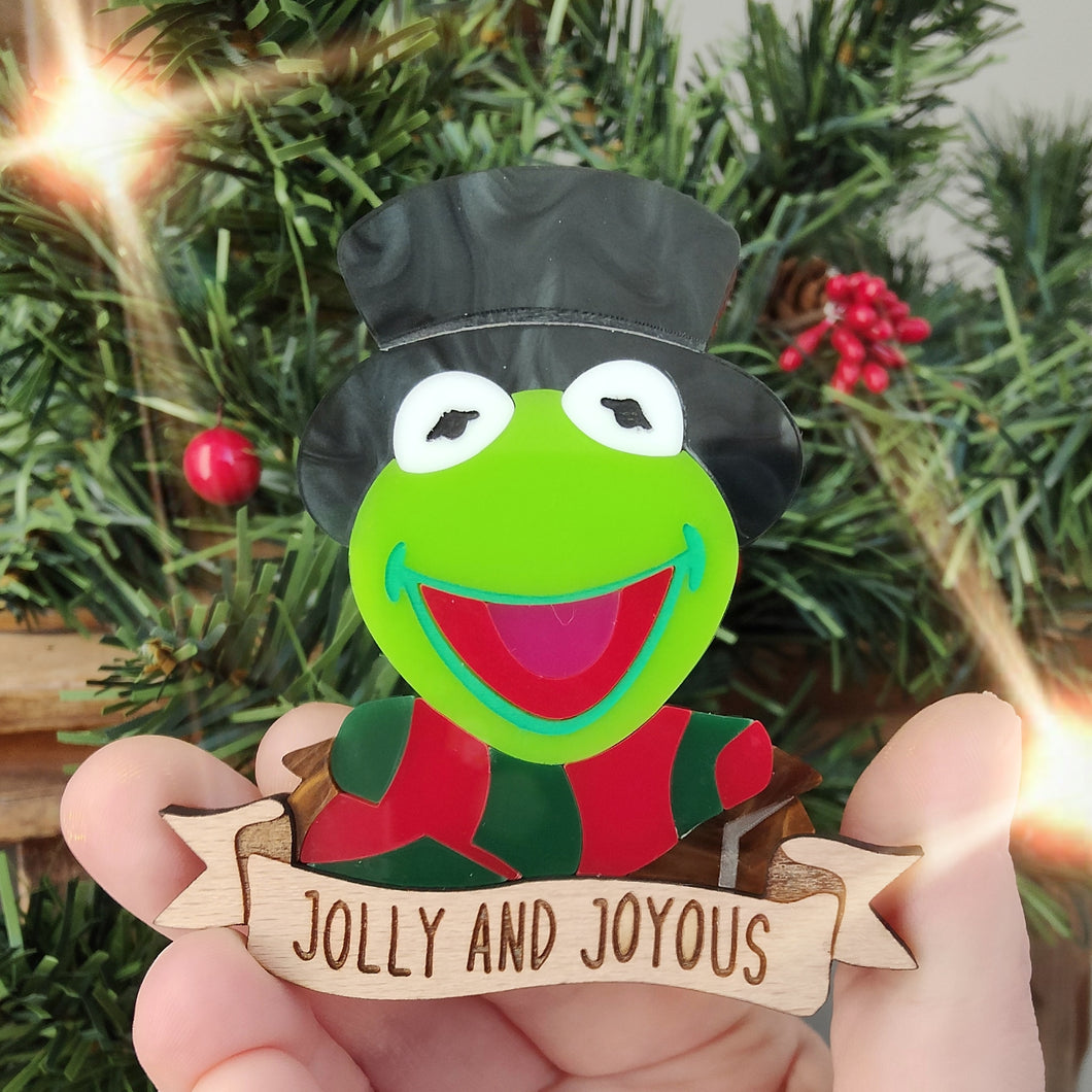 Kermit brooch