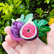 Load image into Gallery viewer, Figgy brooch