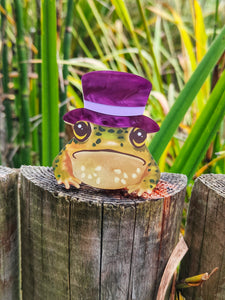 Customisable frog brooch/necklace/keyring