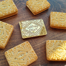 Load image into Gallery viewer, PRE-ORDER Custard Cream brooch / necklace / earrings