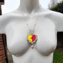 Load image into Gallery viewer, Sacred Heart pendant necklace
