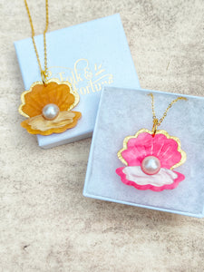 Clam Shell pendant