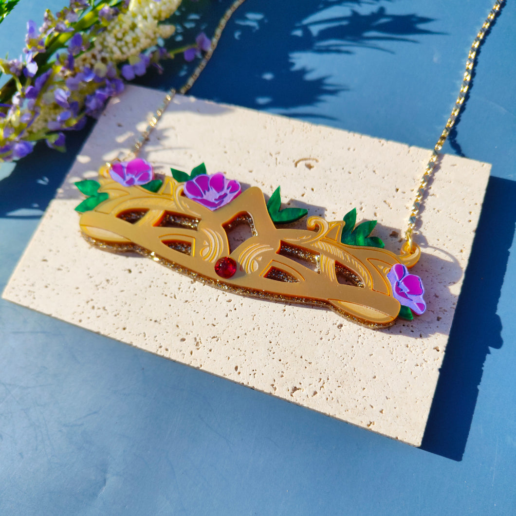 Vine Crown necklace