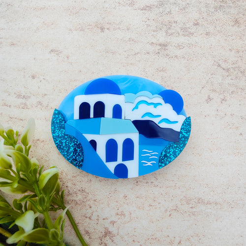 Santorini brooch