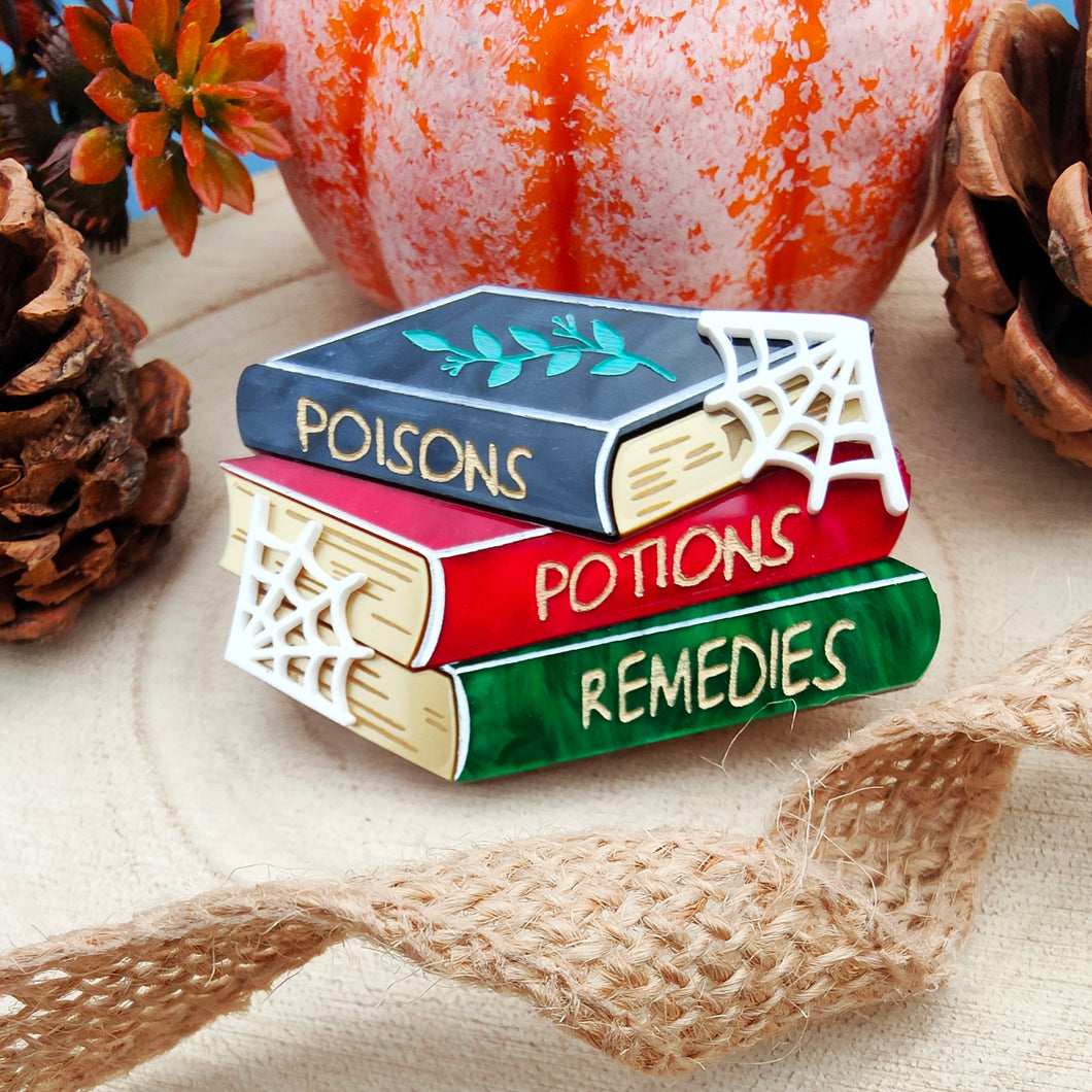 Apothecary Bookstack brooch/necklace