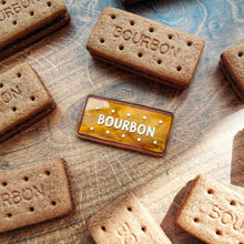 Load image into Gallery viewer, Bourbon biscuit brooch / necklace