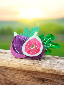 Figgy brooch