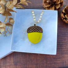 Load image into Gallery viewer, Oak Fall pendant necklace