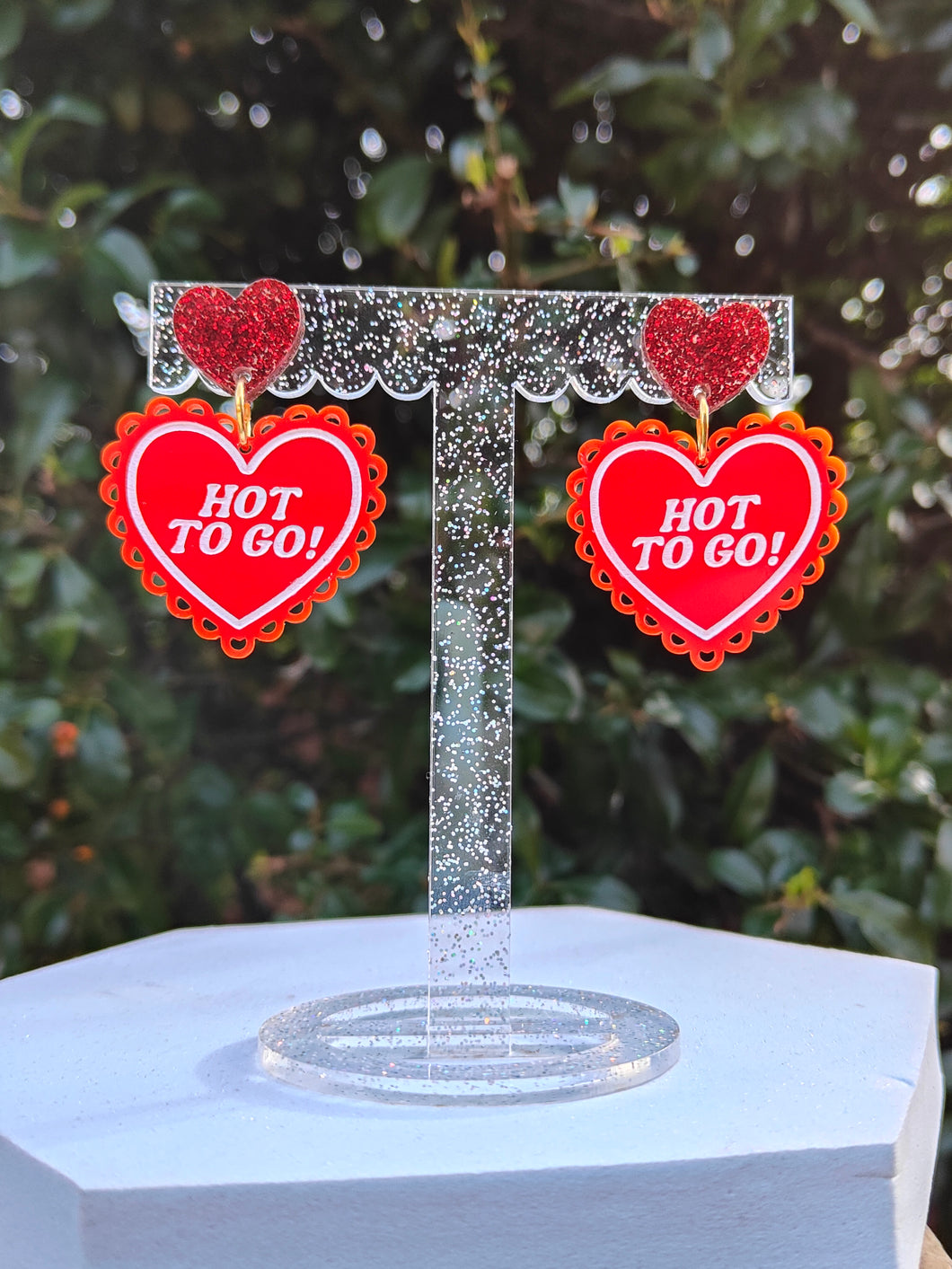 HOT TO GO earrings