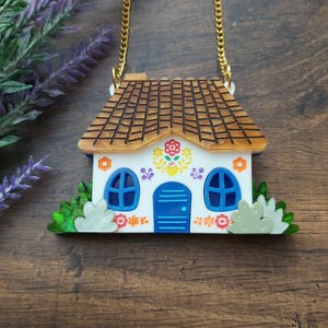 Spring Folk Cottage necklace