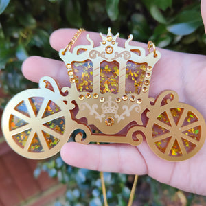 Golden State Carriage necklace