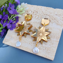 Load image into Gallery viewer, PRE ORDER North Star earrings - gold